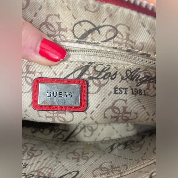 Guess Denim Vintage Logo Clutch Wallet with Card Slots and Zipper Closure GUC - Picture 5 of 14